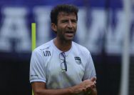 Luis Milla Siapkan Program Latihan Khusus untuk Persib Bandung