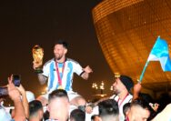 Patahkan Kutukan, Lionel Messi Bawa Argentina Juara Piala Dunia 2022