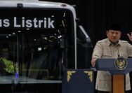 Prabowo Yakin Kendaraan Listrik Buatan Indonesia Mampu Bersaing di Kancah Global